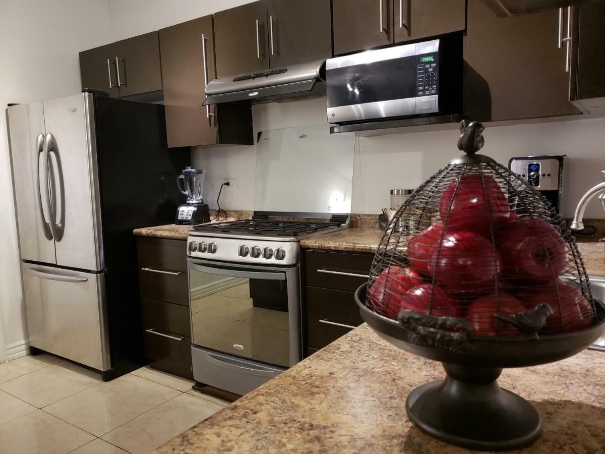 הוילה סיודאד חוארס Residencia A 100 Mts Del Consulado מראה חיצוני תמונה